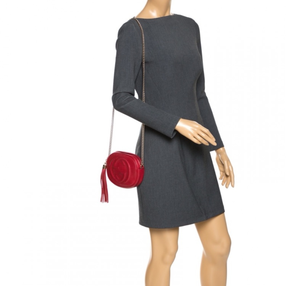 Gucci Soho Chain Crossbody in red.
